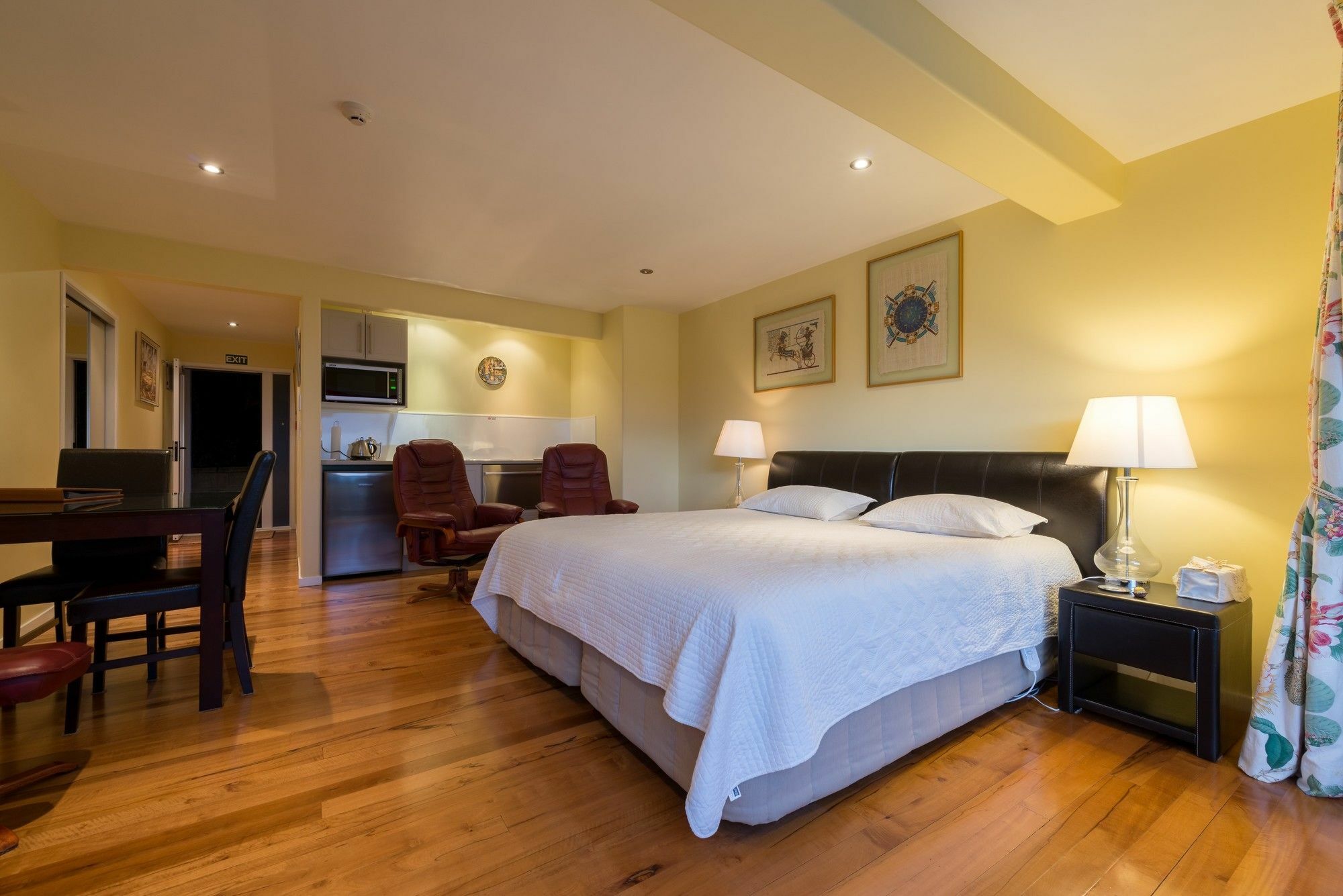 Bellrock Lodge Ръсел Екстериор снимка